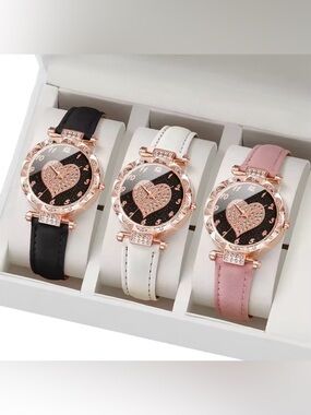 Women’s Heart Dial Shaped Watch With Rhinestones and Adjustable Leather Band
